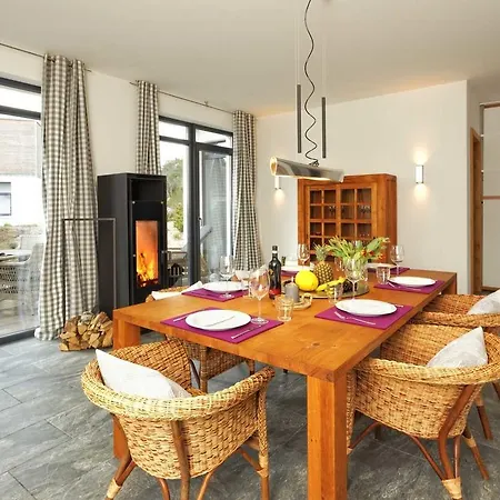 Kapitaensweg 15 * Karlshagen